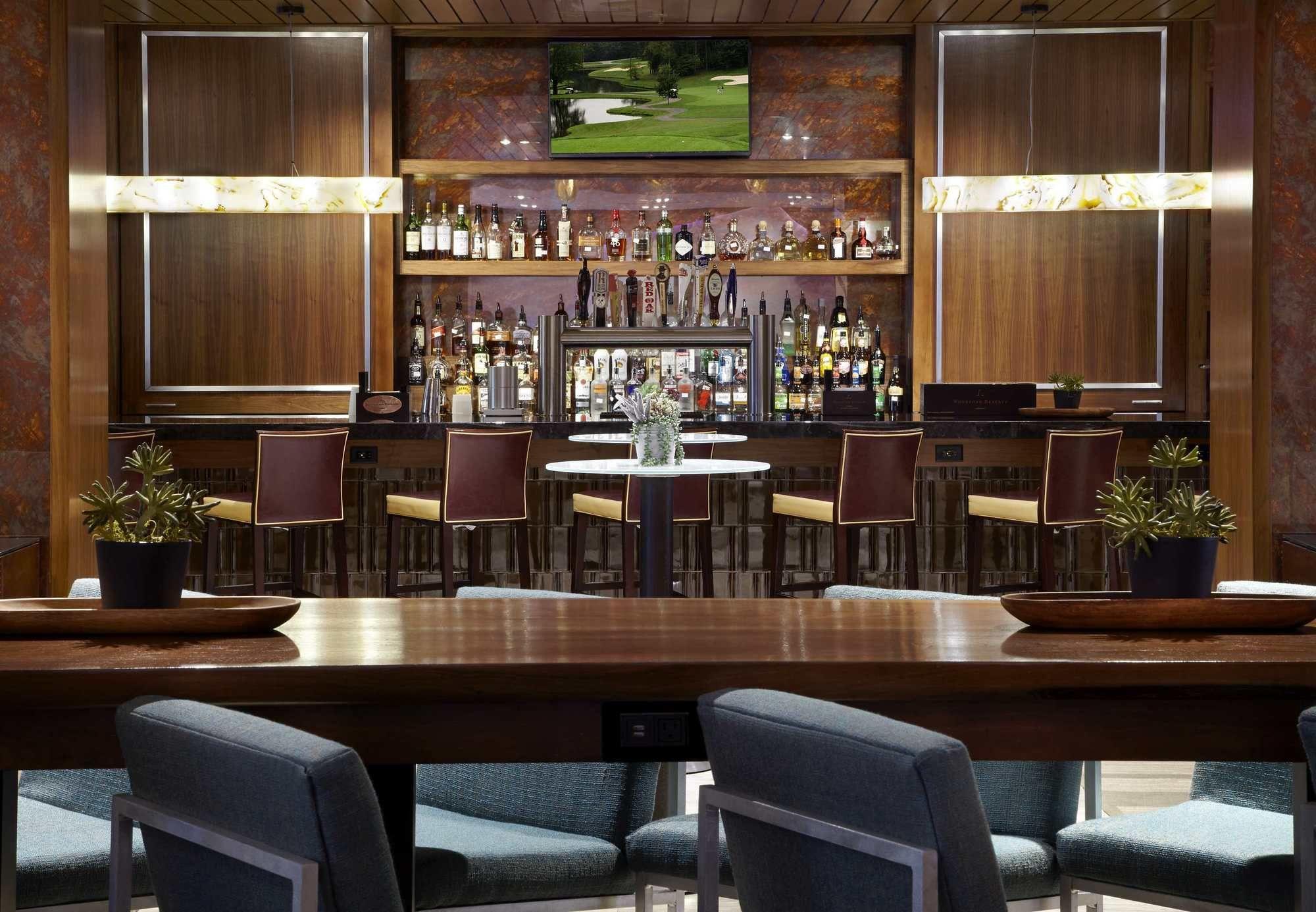 Raleigh Marriott Crabtree Valley Екстериор снимка