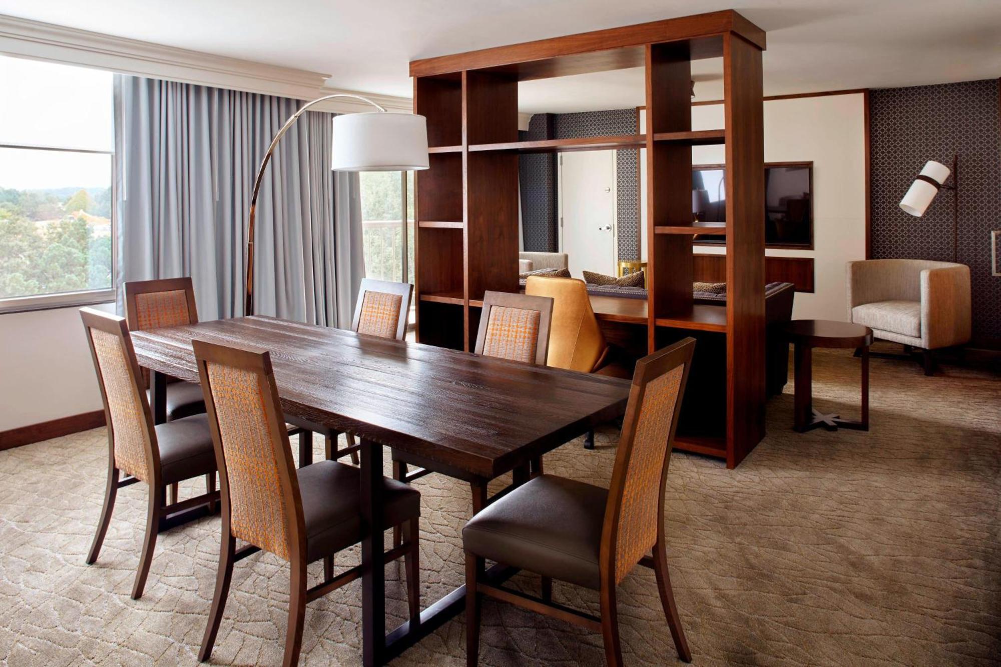 Raleigh Marriott Crabtree Valley Екстериор снимка