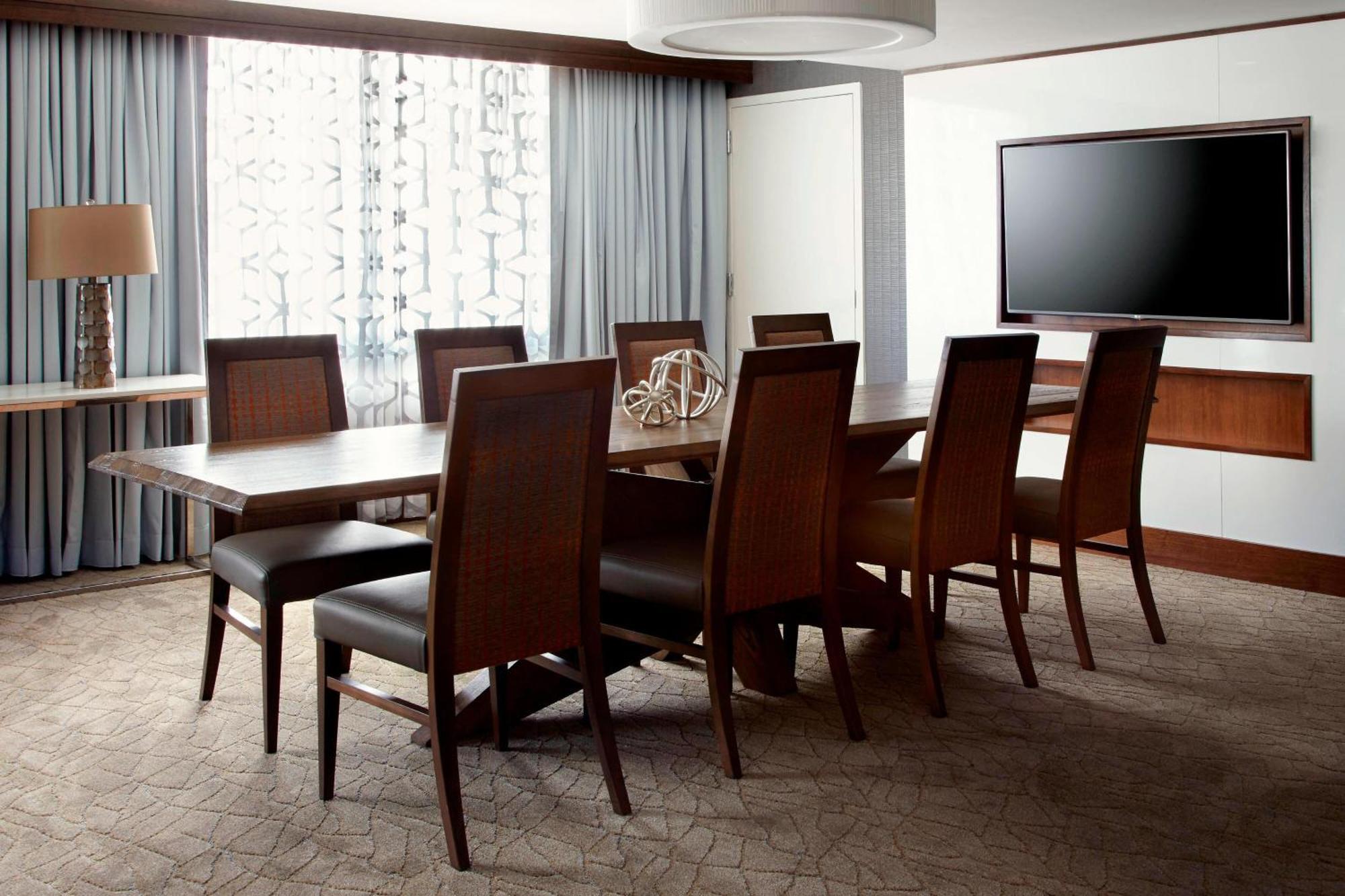 Raleigh Marriott Crabtree Valley Екстериор снимка