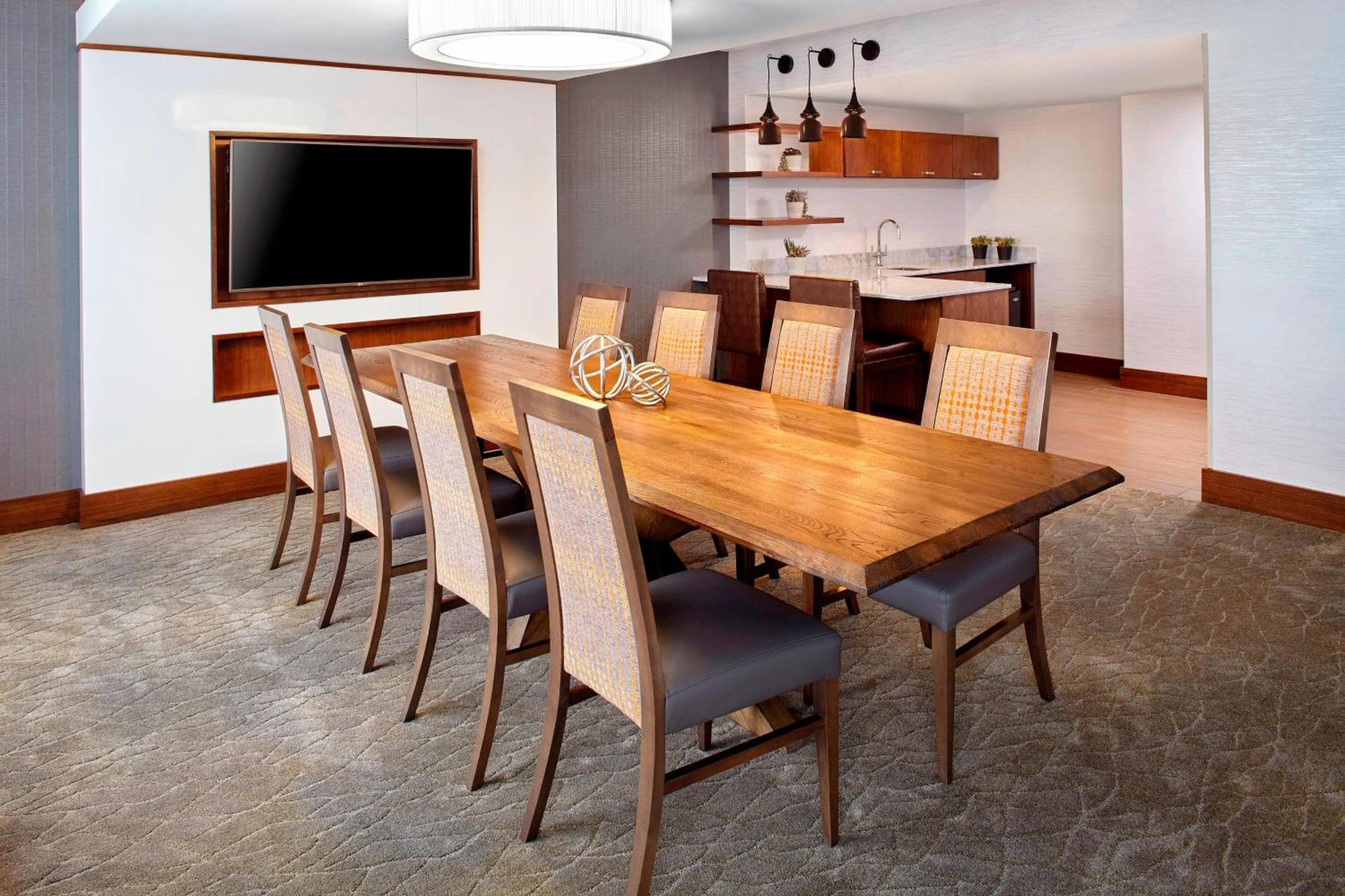 Raleigh Marriott Crabtree Valley Екстериор снимка