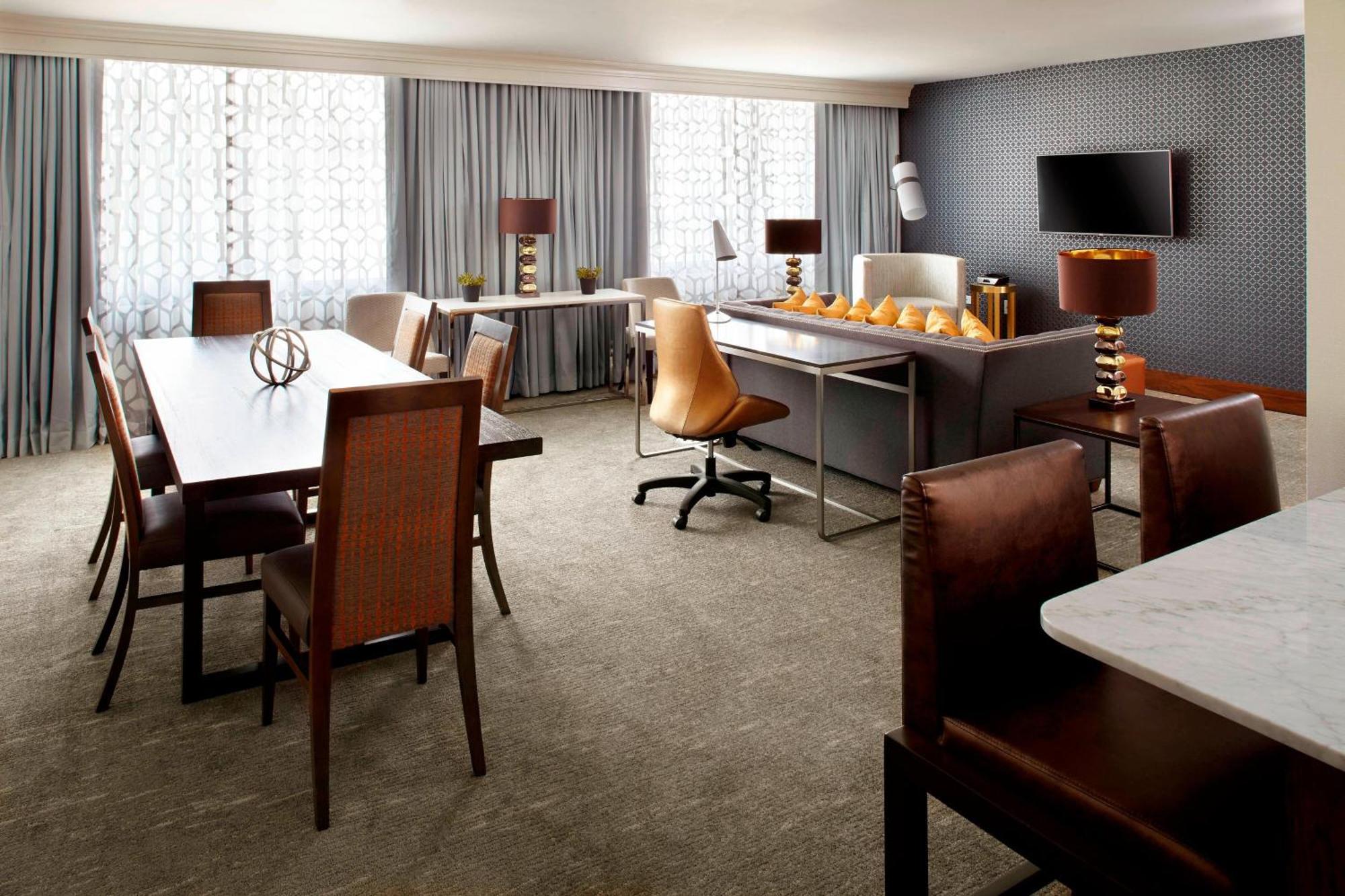 Raleigh Marriott Crabtree Valley Екстериор снимка