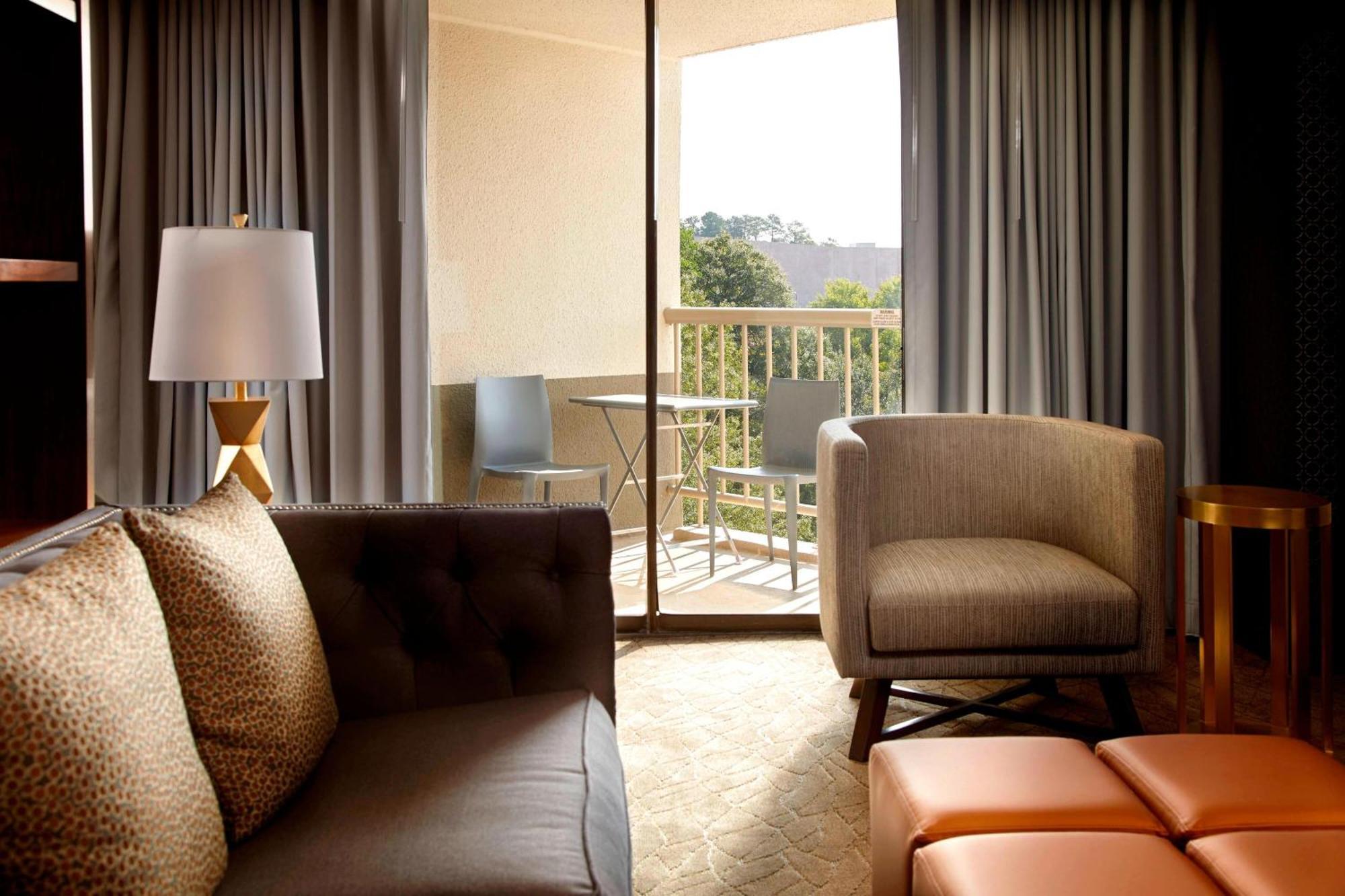 Raleigh Marriott Crabtree Valley Екстериор снимка