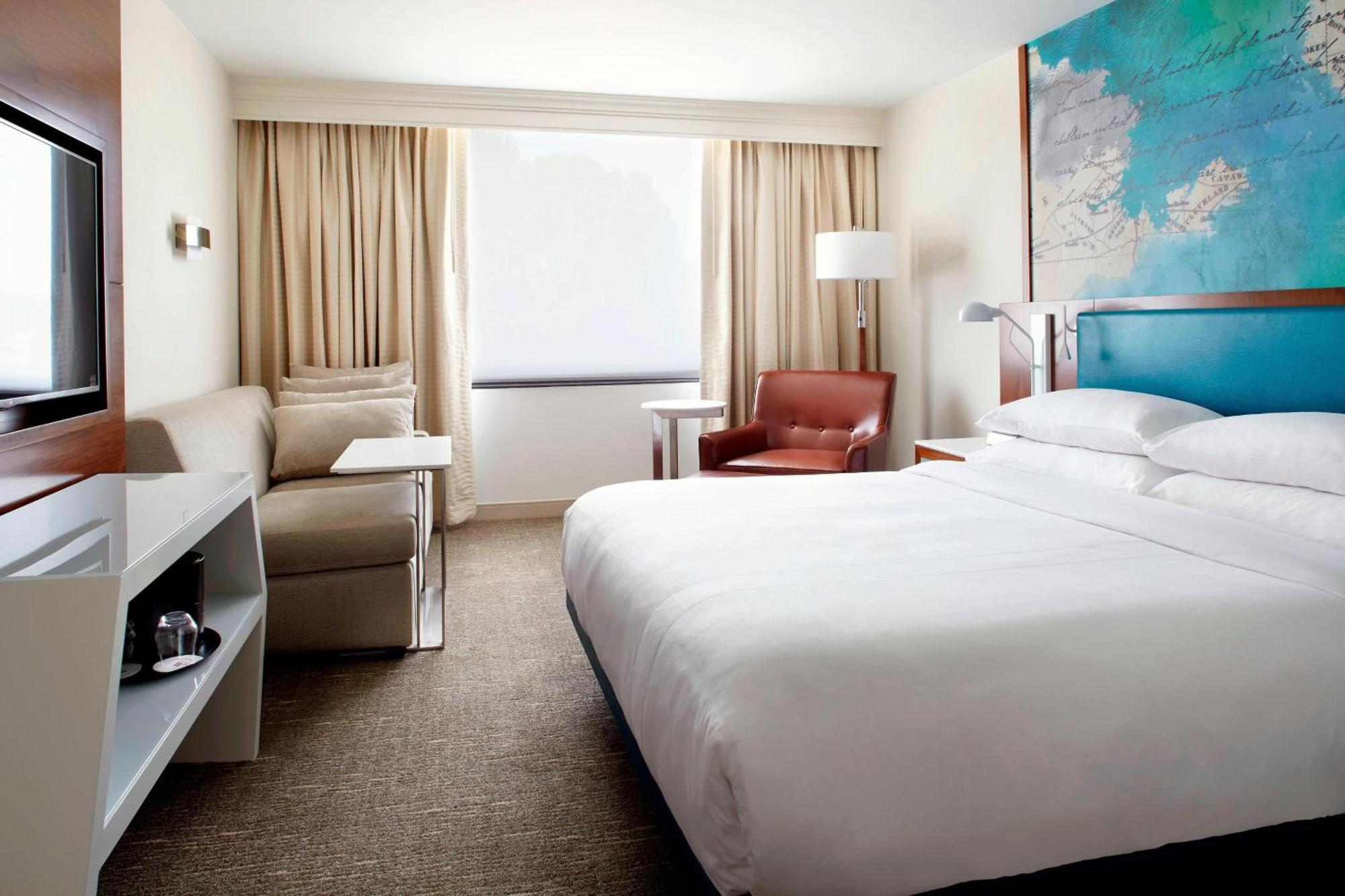 Raleigh Marriott Crabtree Valley Екстериор снимка