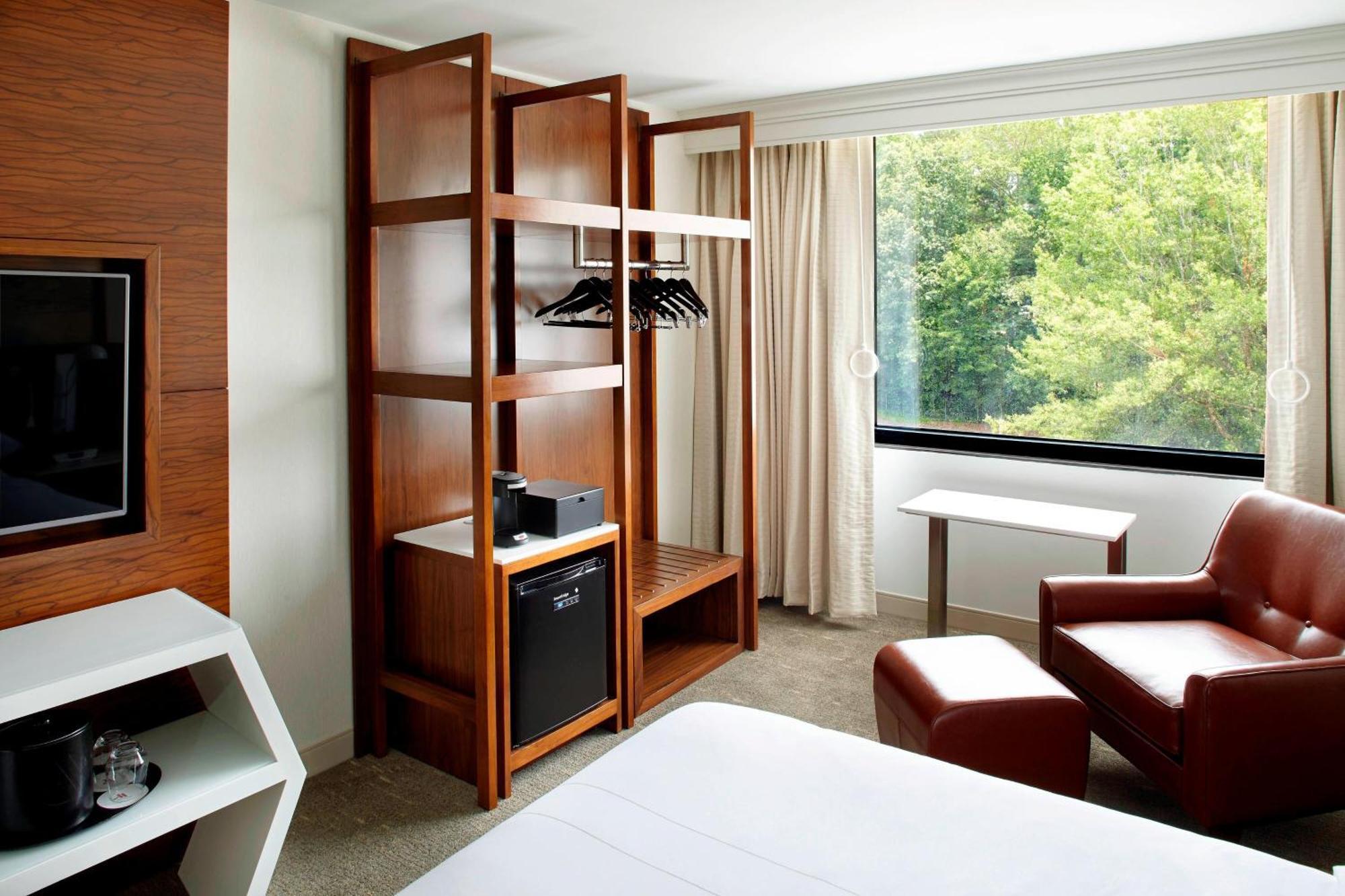 Raleigh Marriott Crabtree Valley Екстериор снимка