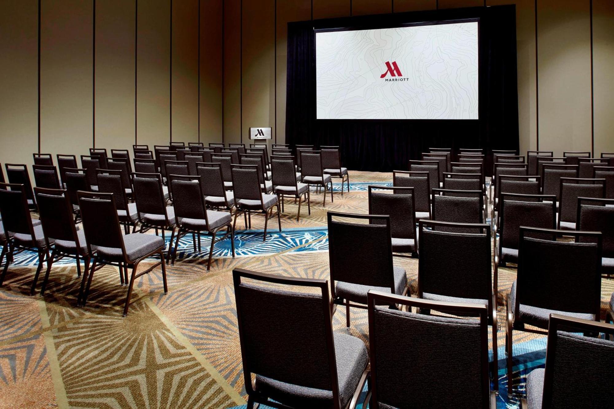 Raleigh Marriott Crabtree Valley Екстериор снимка