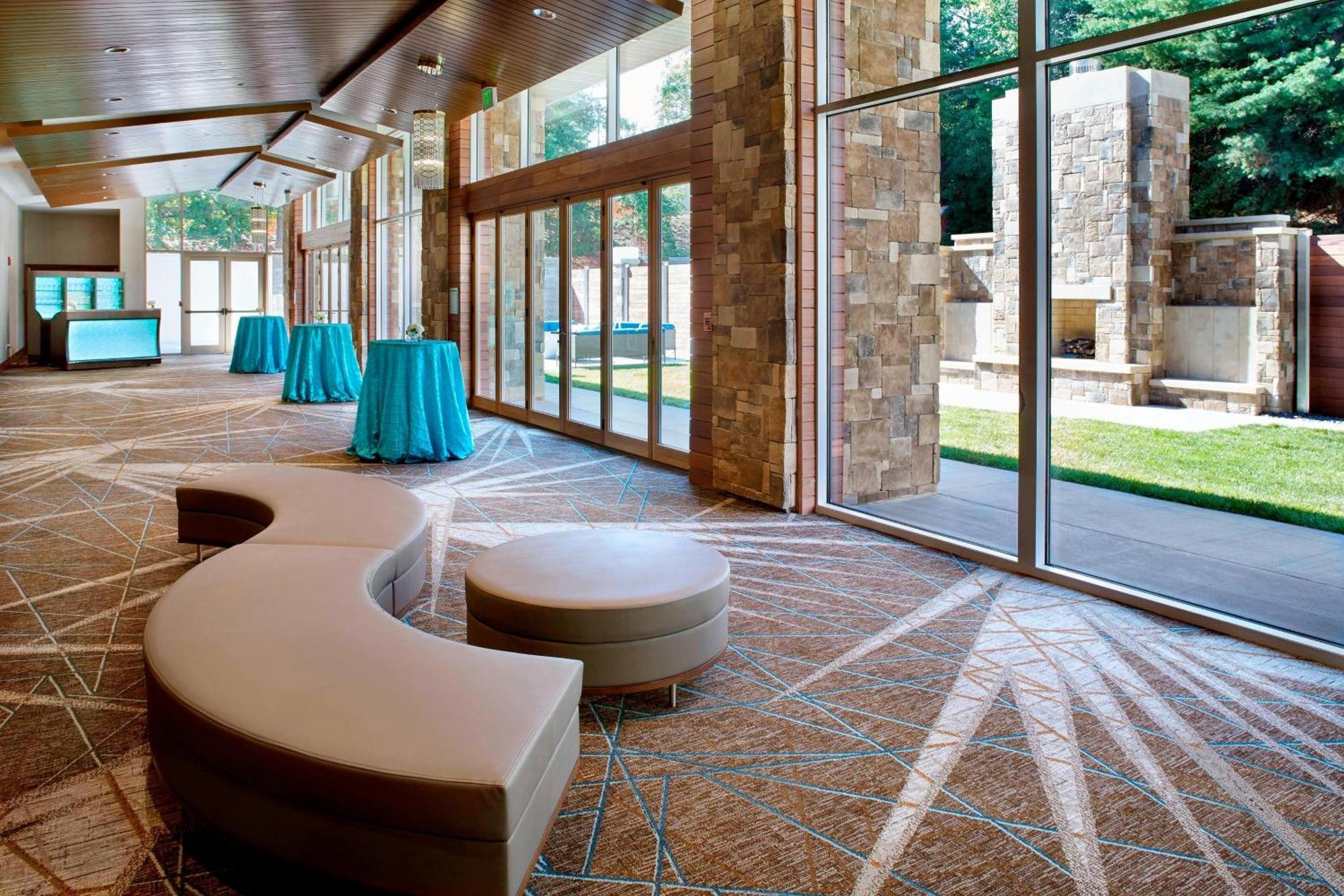 Raleigh Marriott Crabtree Valley Екстериор снимка