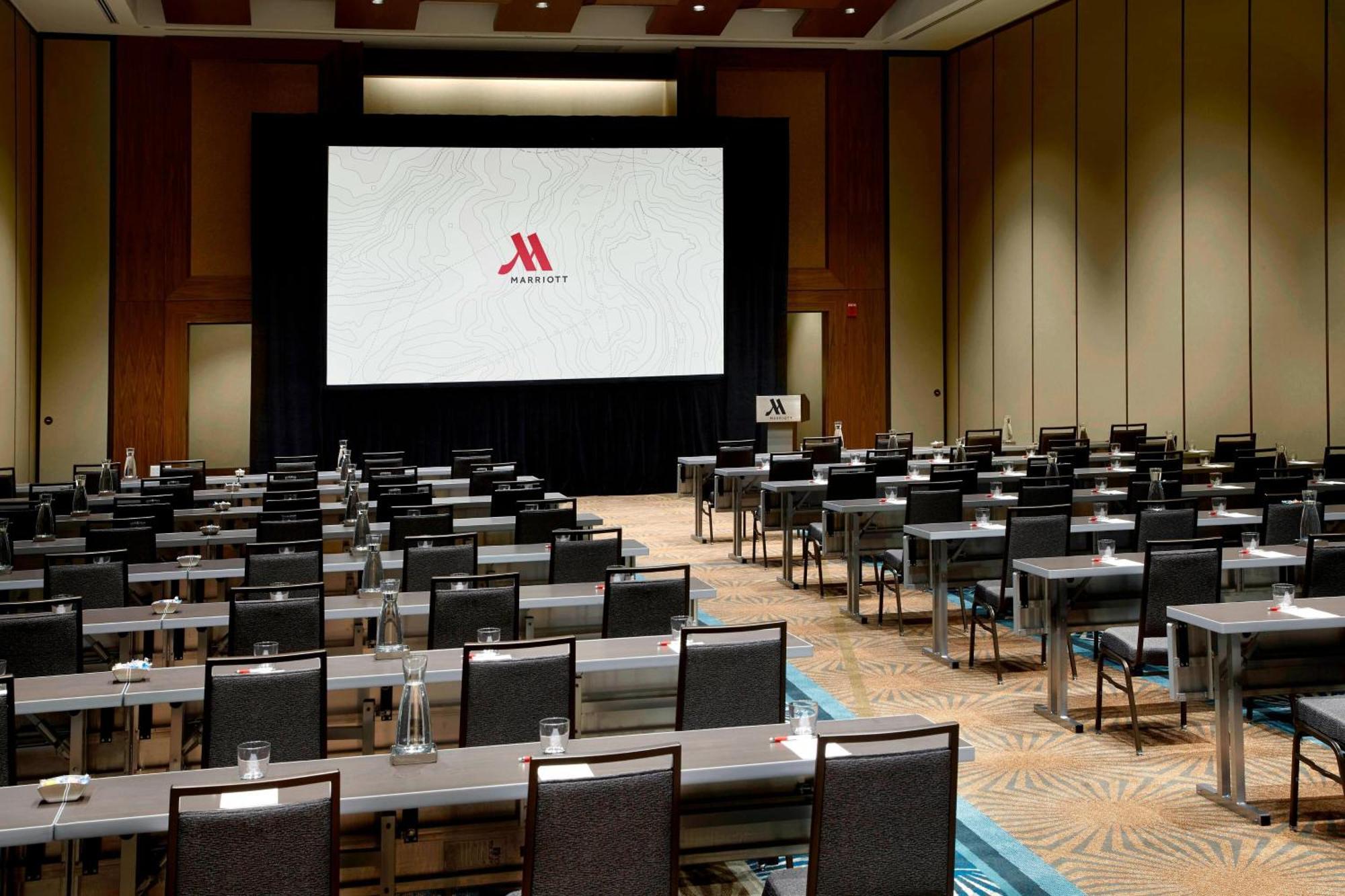 Raleigh Marriott Crabtree Valley Екстериор снимка