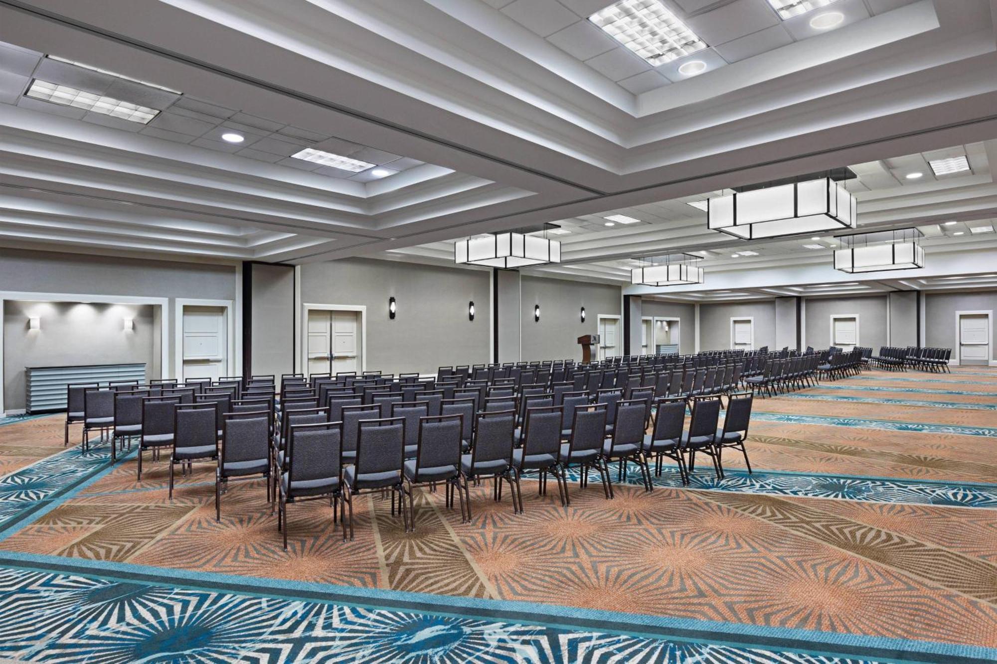 Raleigh Marriott Crabtree Valley Екстериор снимка