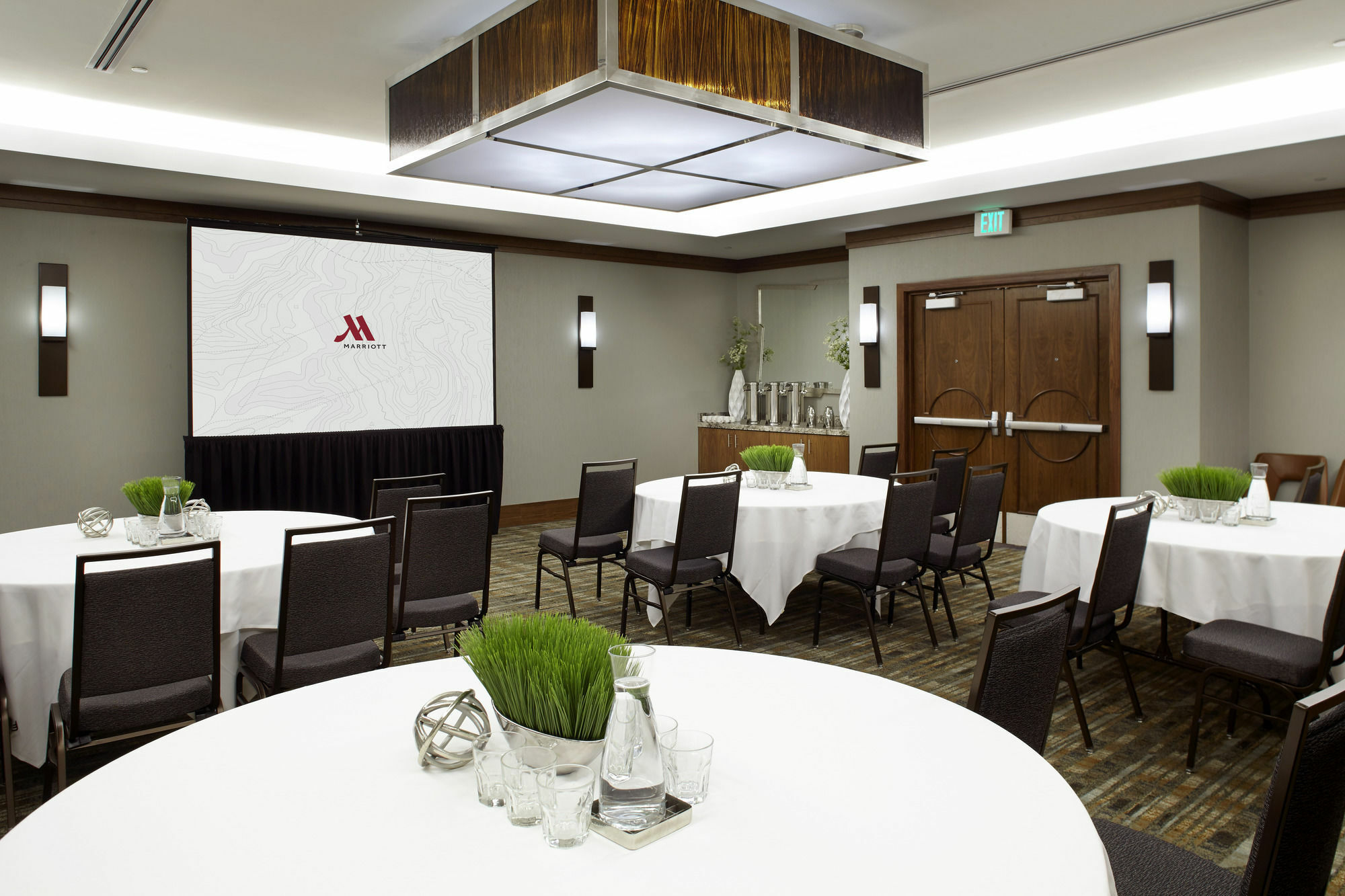 Raleigh Marriott Crabtree Valley Екстериор снимка